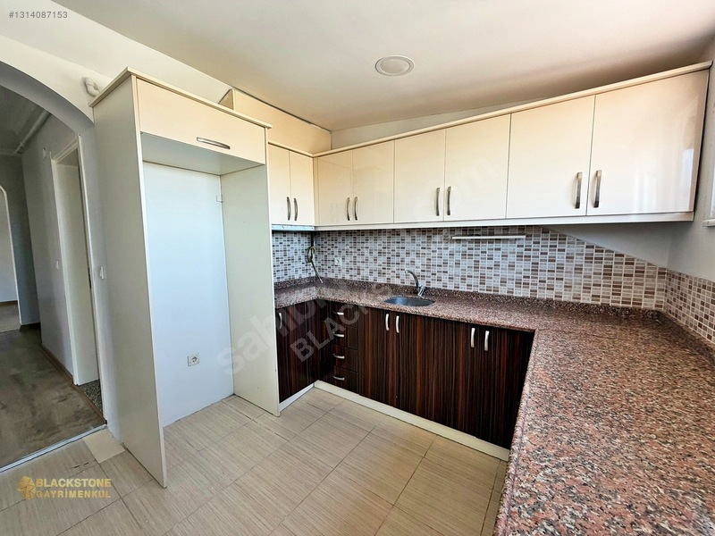 Blackstone'dan Kiralık 2+1 Cadde Üzeri Kiralık Daire — fotoğraf 23