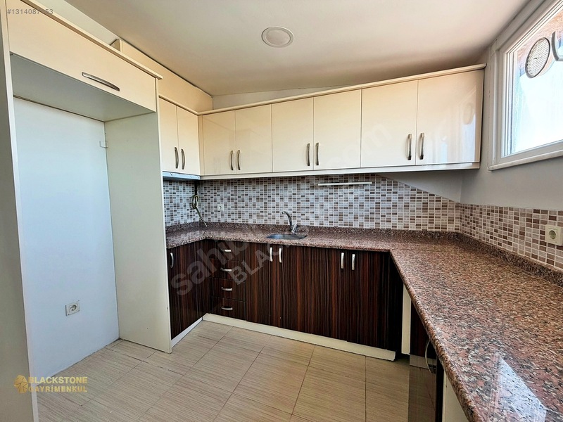 Blackstone'dan Kiralık 2+1 Cadde Üzeri Kiralık Daire — fotoğraf 24
