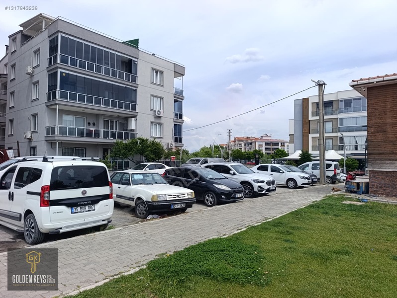 Bergama Anafartalar Cad.aslı Garden Karşısı Bahçeli 2+1 Satılık — fotoğraf 2