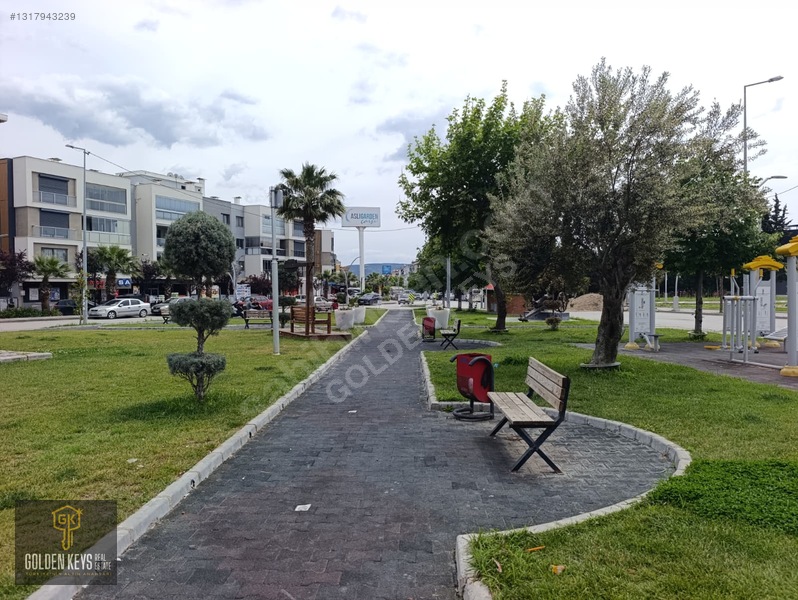 Bergama Anafartalar Cad.aslı Garden Karşısı Bahçeli 2+1 Satılık — fotoğraf 3