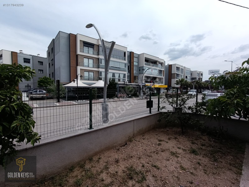 Bergama Anafartalar Cad.aslı Garden Karşısı Bahçeli 2+1 Satılık — fotoğraf 4