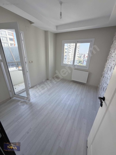 Nova'dan Cadde Üstü İskanlı Kiralık 4+1 Açık Mutfak — fotoğraf 13