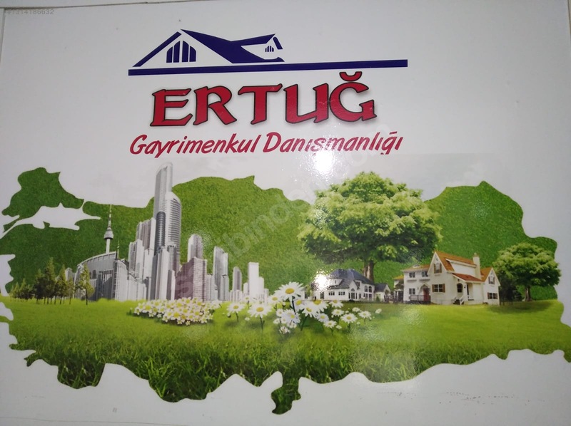 Ertuğ Emlak'Tan Yol Üzerinde Satılık Arsa