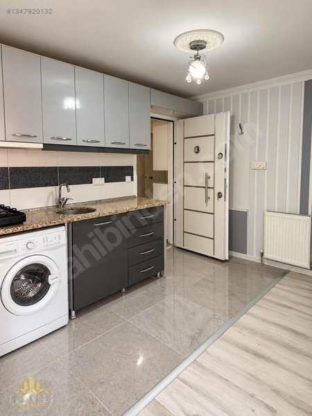 Bahçelievler'de Satılık Eşyalı Apart — fotoğraf 2