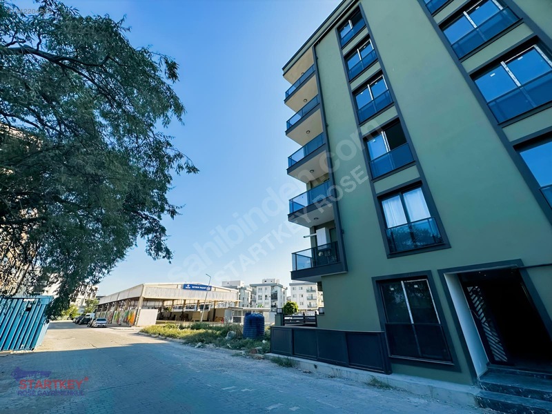 Menemen Seyrek Pazaryeri Karşısında Merkezi Konumda 1+1 Daire — fotoğraf 3