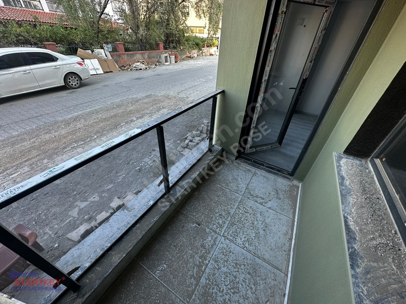 Menemen Seyrek Pazaryeri Karşısında Merkezi Konumda 1+1 Daire — fotoğraf 10