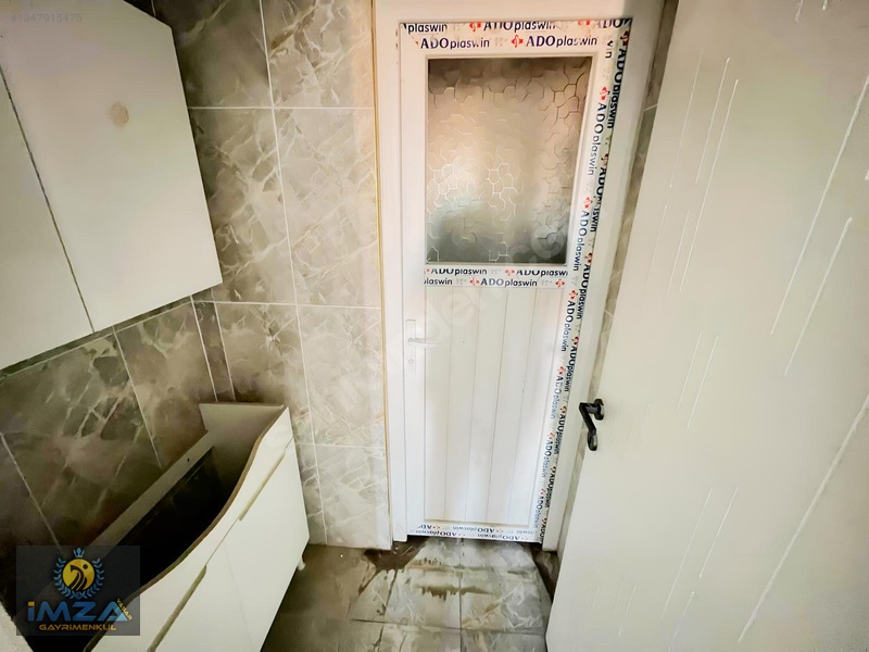 Önü Kapanmaz Vadi Cephe,çok Geniş,sıfır Yapı Kat Bahçeli 2+1 — fotoğraf 9