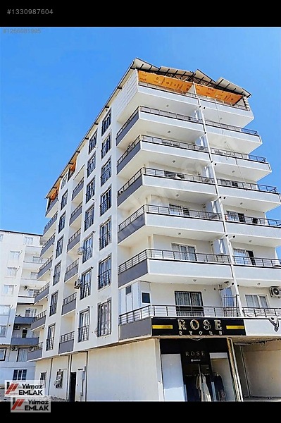 Yılmaz Emlak'Tan Devlet Hastahanesi Karşısında Satılık 1+1 Daire