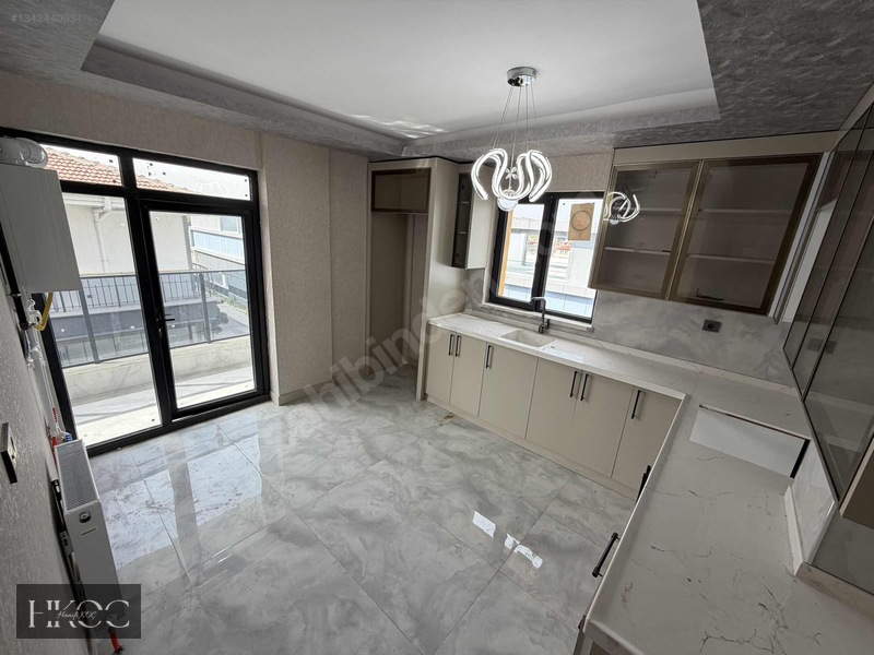 H.koç'tan Samsun Yolu Dibi 3.kat 2+1 Sıfır İskanlı Daire — fotoğraf 8