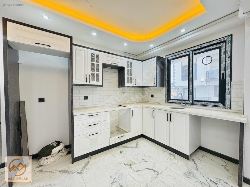 Muradiye'de Havuzlu Site İçerisinde, Modern 2+1 Sıfır Daire — fotoğraf 10