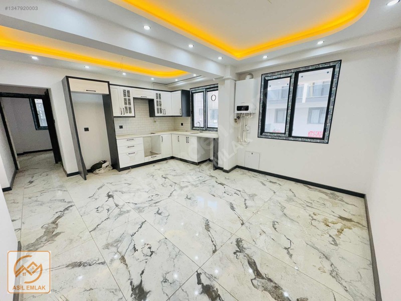 Muradiye'de Havuzlu Site İçerisinde, Modern 2+1 Sıfır Daire — fotoğraf 11