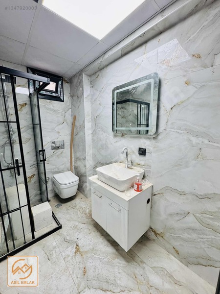 Muradiye'de Havuzlu Site İçerisinde, Modern 2+1 Sıfır Daire — fotoğraf 20