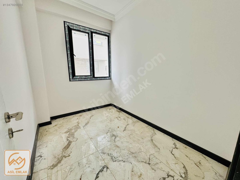 Muradiye'de Havuzlu Site İçerisinde, Modern 2+1 Sıfır Daire — fotoğraf 22