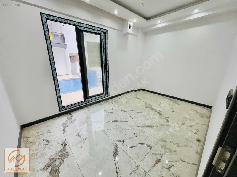 Muradiye'de Havuzlu Site İçerisinde, Modern 2+1 Sıfır Daire — fotoğraf 28
