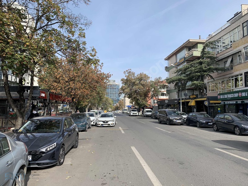 Tunus Caddesi'nin En Kritik Noktasında Kiralık Fırsat 3+1 — fotoğraf 2