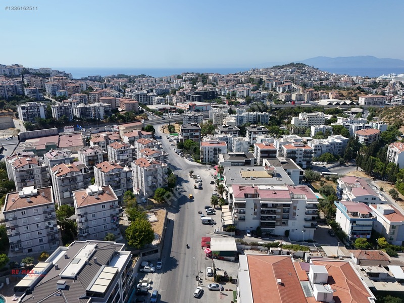 Kuşadası Kirazlı Yolu Ana Cadde Üzerinde, Satılık 3+1 Geniş Çatı — fotoğraf 36