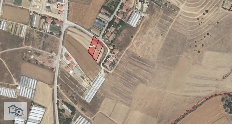 Konarıda Köy Sınırları İçinde Villa Yapmaya Uygun Satılık Arsa — fotoğraf 2