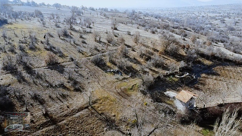 Ahır Olur!12.377metre Tek Tapu Ekilir Biçilir Yola Cepheli Tarla — fotoğraf 4