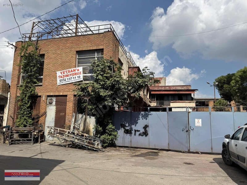 Karşıyaka Sanayi Sitesi'Nde 900 M2 Cazip Kiralık İşyeri