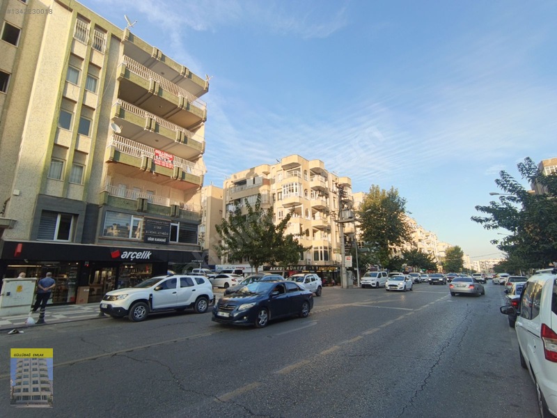 Emniyet Caddesine Sıfır 4+1 — fotoğraf 4