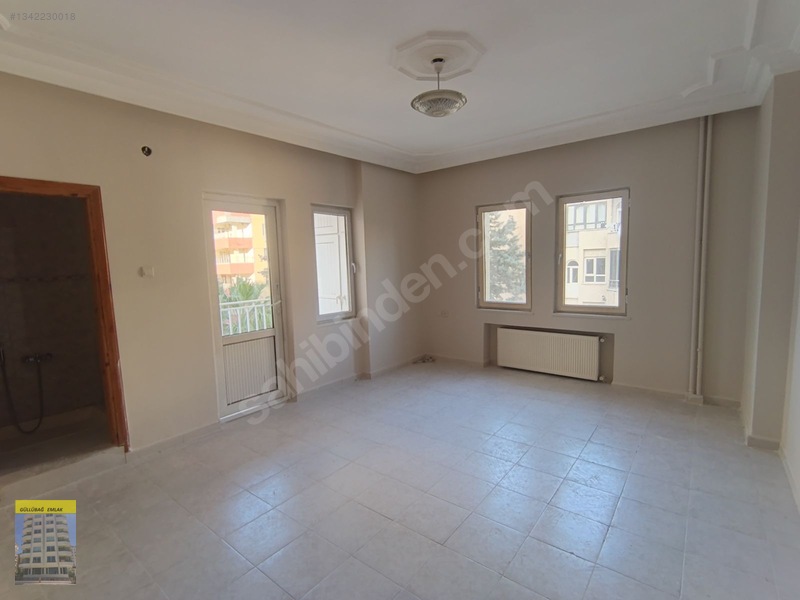 Emniyet Caddesine Sıfır 4+1 — fotoğraf 22