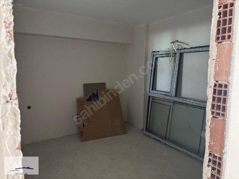 Karşıyaka Bostanlı Yalısında Fırsat Fiyatlı 3+1 — fotoğraf 14