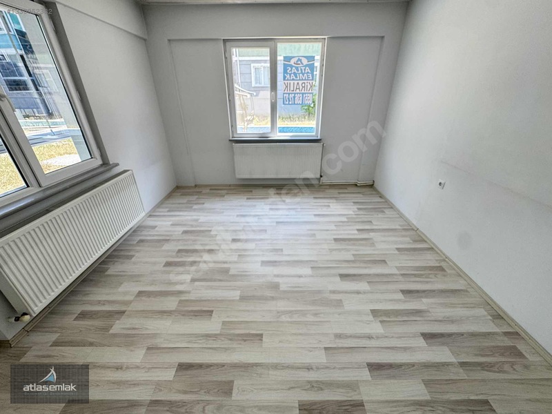 Atlas'tan Zafertepe'de (viola Kent Sitesinde) Kiralık 2+1 Daire — fotoğraf 18