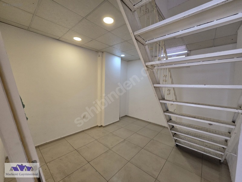 Merkezi Konumda Kiralık Dükkan — fotoğraf 7