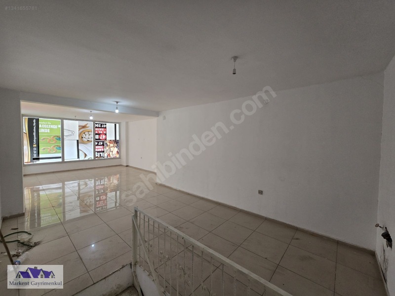 Merkezi Konumda Kiralık Dükkan — fotoğraf 9