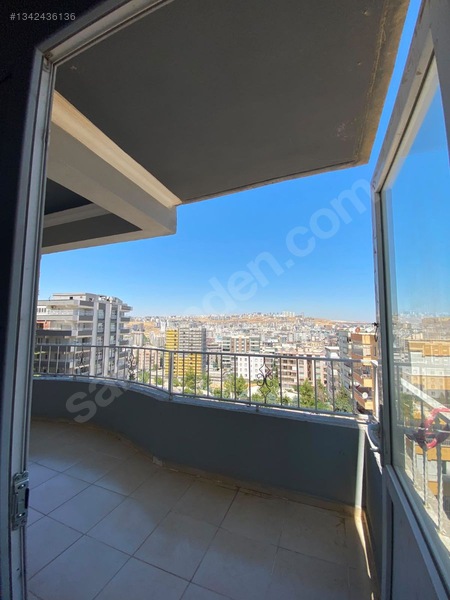 Yeşil Bahçe Gayrimenkulden Satılık 3+1 Uygun Daire — fotoğraf 12