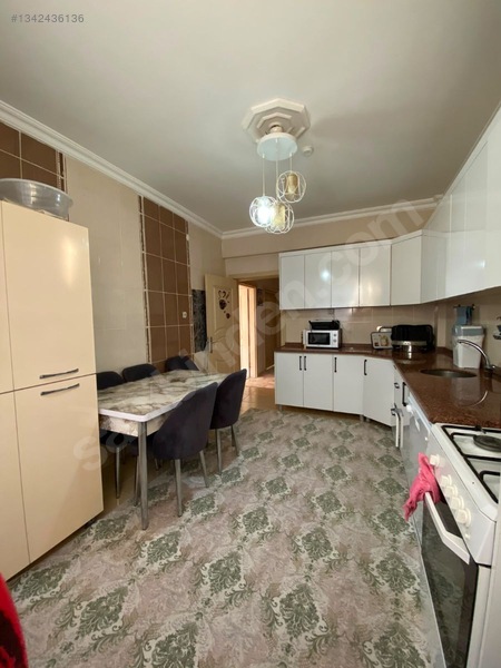 Yeşil Bahçe Gayrimenkulden Satılık 3+1 Uygun Daire — fotoğraf 24
