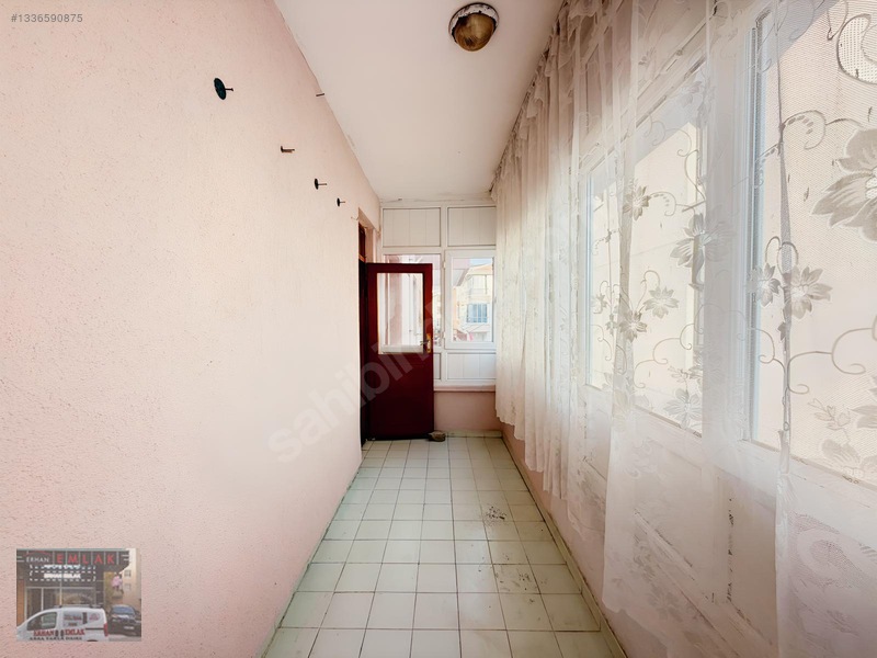 Erhan Emlaktan 3+1-güneybatı Cepheli-ortakat-yalıtımlı-merkezde — fotoğraf 15
