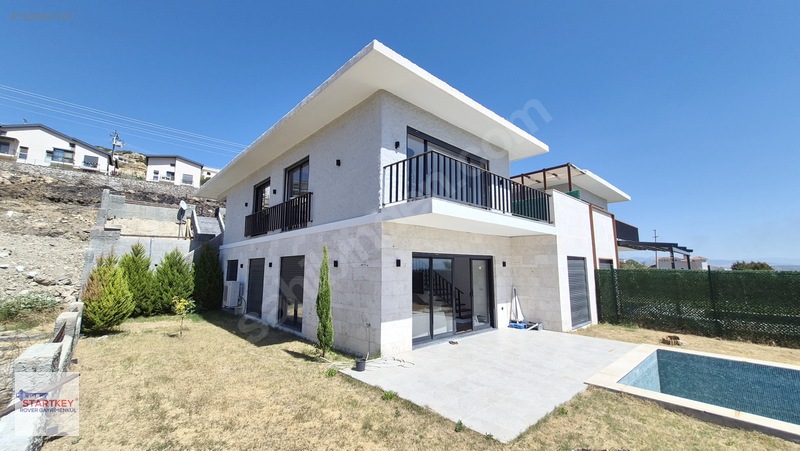 Foçaköyde Tam Müstakil Oturuma Hazır Eşyalı 5+1 Satılık Villa — fotoğraf 2