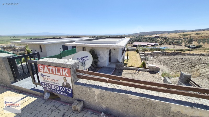 Foçaköyde Tam Müstakil Oturuma Hazır Eşyalı 5+1 Satılık Villa — fotoğraf 4