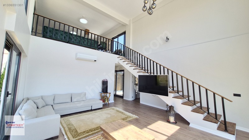 Foçaköyde Tam Müstakil Oturuma Hazır Eşyalı 5+1 Satılık Villa — fotoğraf 14