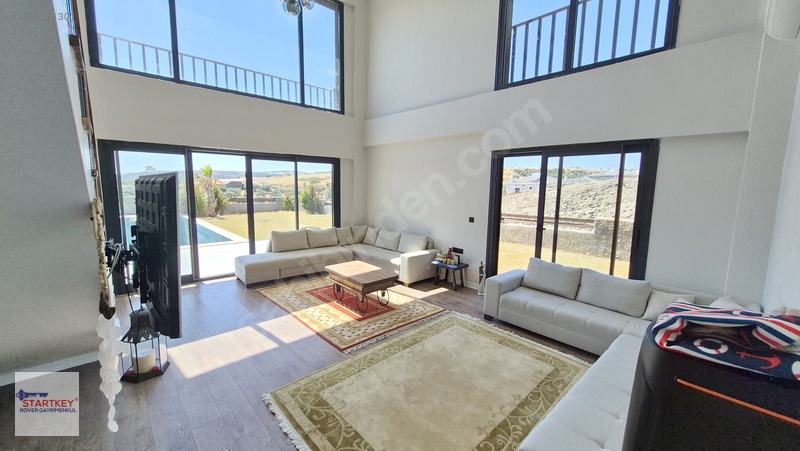 Foçaköyde Tam Müstakil Oturuma Hazır Eşyalı 5+1 Satılık Villa — fotoğraf 16