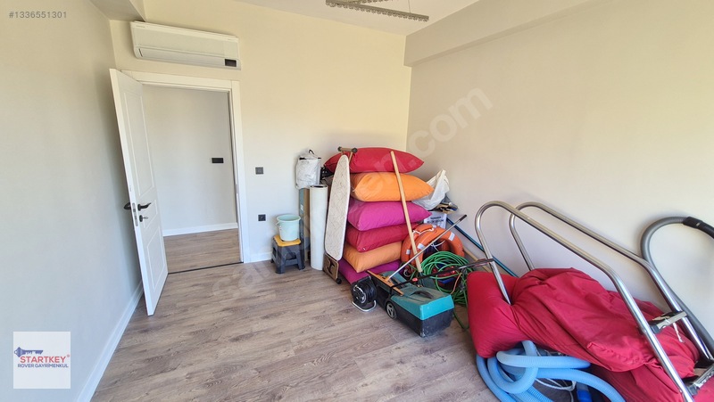 Foçaköyde Tam Müstakil Oturuma Hazır Eşyalı 5+1 Satılık Villa — fotoğraf 28