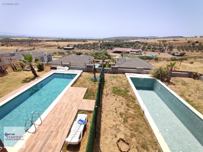 Foçaköyde Tam Müstakil Oturuma Hazır Eşyalı 5+1 Satılık Villa — fotoğraf 32