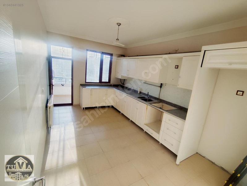Tuva'dan Toplu Konutta İçi Herşey Yapılı Ferah 3+1 Kiralık Daire — fotoğraf 43