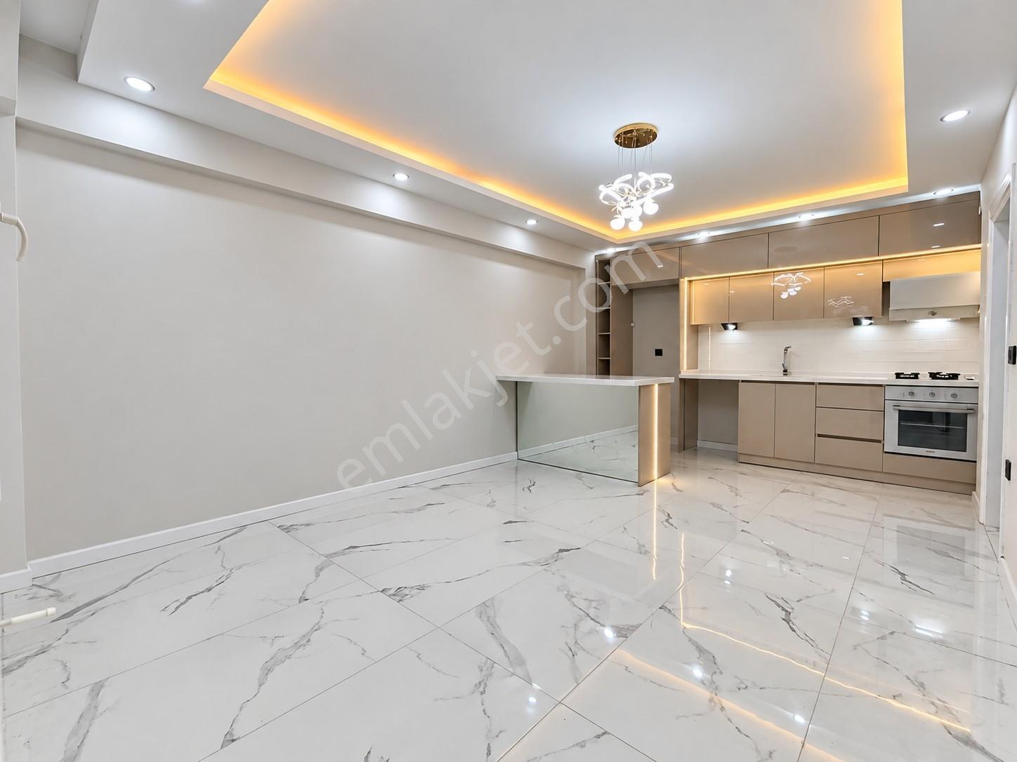 Altınkumda Doğalgazlı Full Yapılı Müstakil Tadında 16 Yıllık 1+1 — fotoğraf 6
