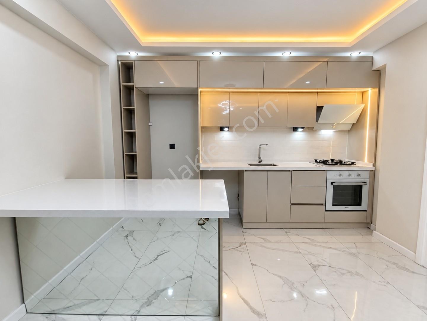 Altınkumda Doğalgazlı Full Yapılı Müstakil Tadında 16 Yıllık 1+1 — fotoğraf 12