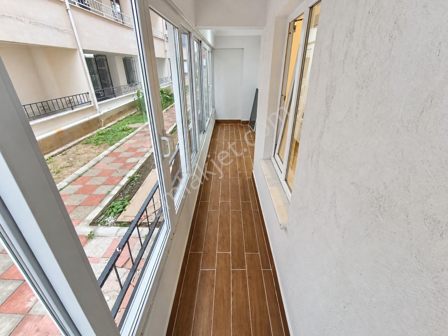 Altınkumda Doğalgazlı Full Yapılı Müstakil Tadında 16 Yıllık 1+1 — fotoğraf 15