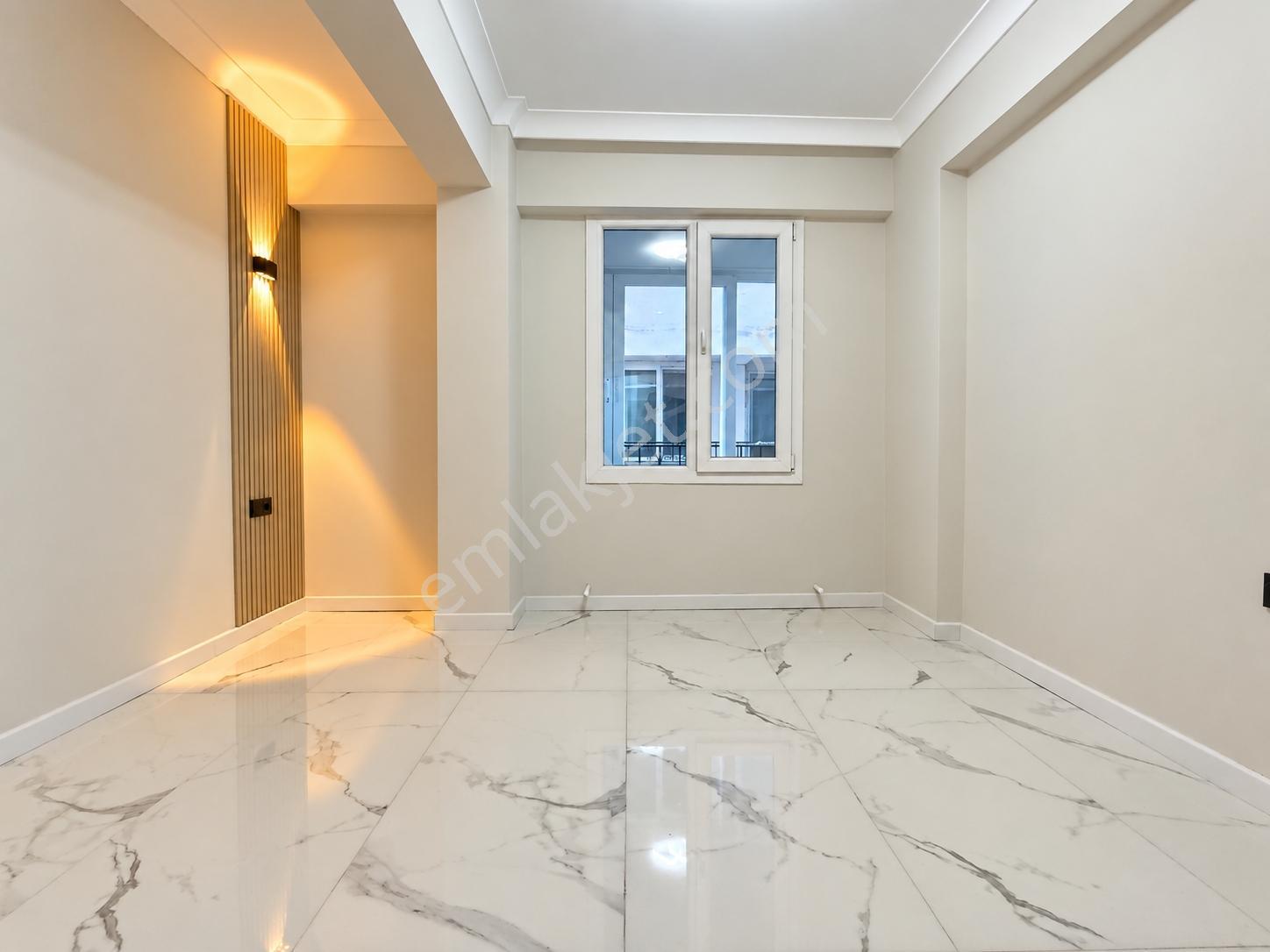 Altınkumda Doğalgazlı Full Yapılı Müstakil Tadında 16 Yıllık 1+1 — fotoğraf 27