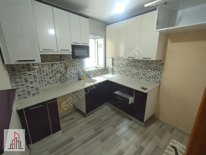 Çarşı Merkezde 2+1 Yeni Boyalı Arakat Kiralık Daire
