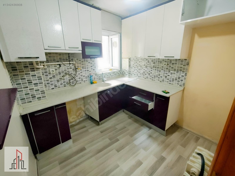 Çarşı Merkezde 2+1 Yeni Boyalı Arakat Kiralık Daire — fotoğraf 3