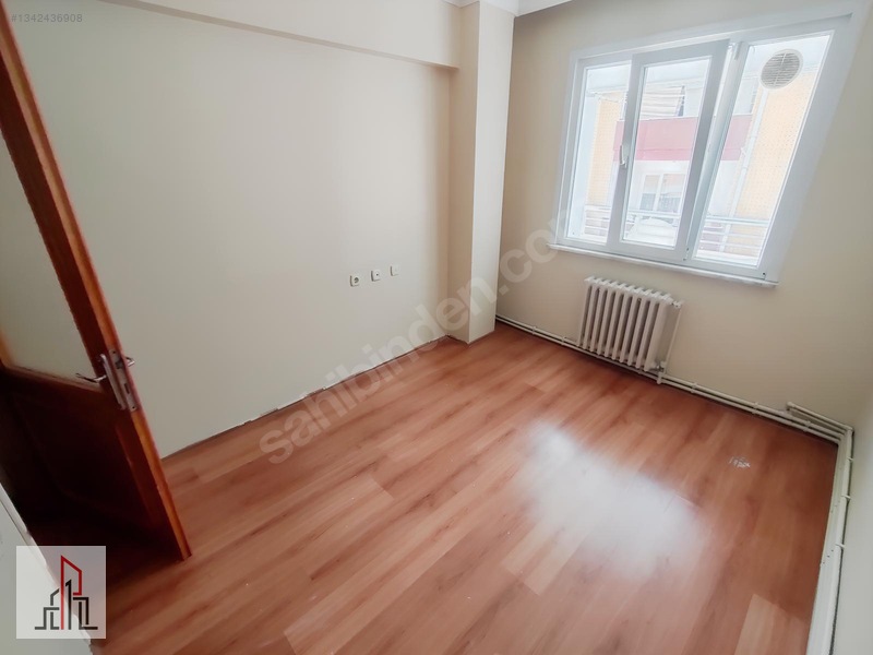 Çarşı Merkezde 2+1 Yeni Boyalı Arakat Kiralık Daire — fotoğraf 14