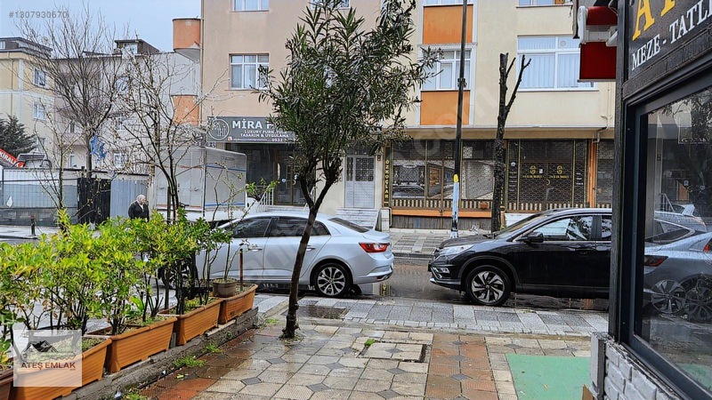 Ateş Emlak'tan Satılık Cadde Üzerinde Wc'li Önü Açık Dükkan — fotoğraf 7