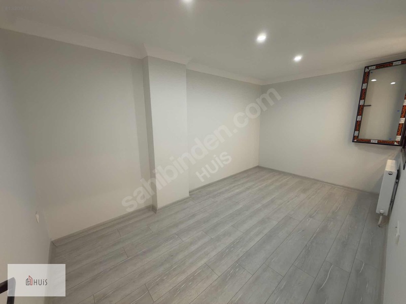 Arnavutköy Satılık 2+1 Daire Ebeveyn Banyolu Metro Dibinde — fotoğraf 16