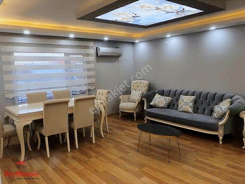 Sahile Sıfır Binada Yan Cephe Lüks Eşyalı 3+1 Daire