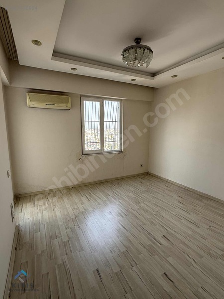 Kınış'dan Site İçi 11.kat 3+1 Bağımsız Mutfak Geniş Daire — fotoğraf 12
